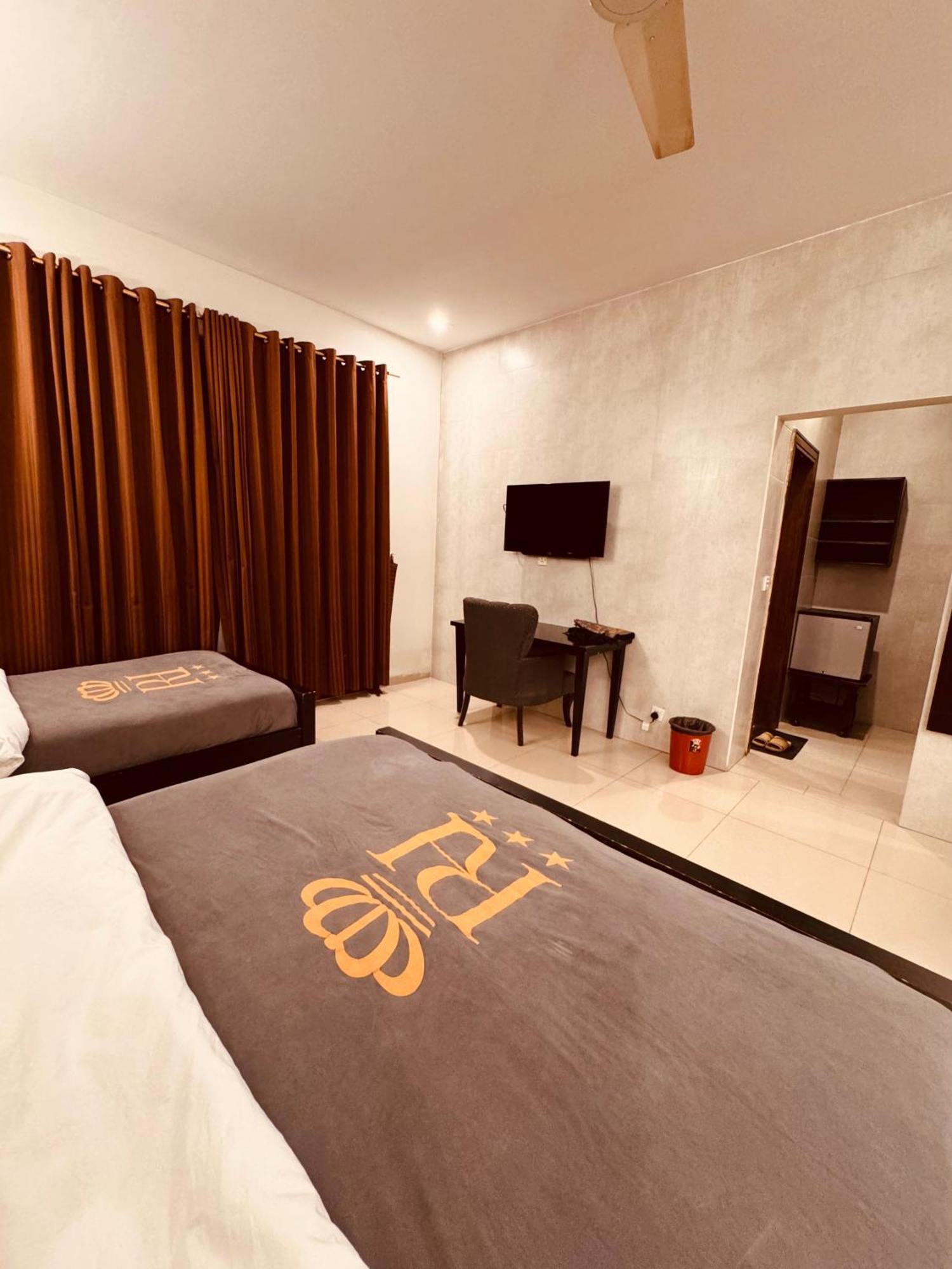 Reina Boutique Hotel - G9 Islamabad Eksteriør billede