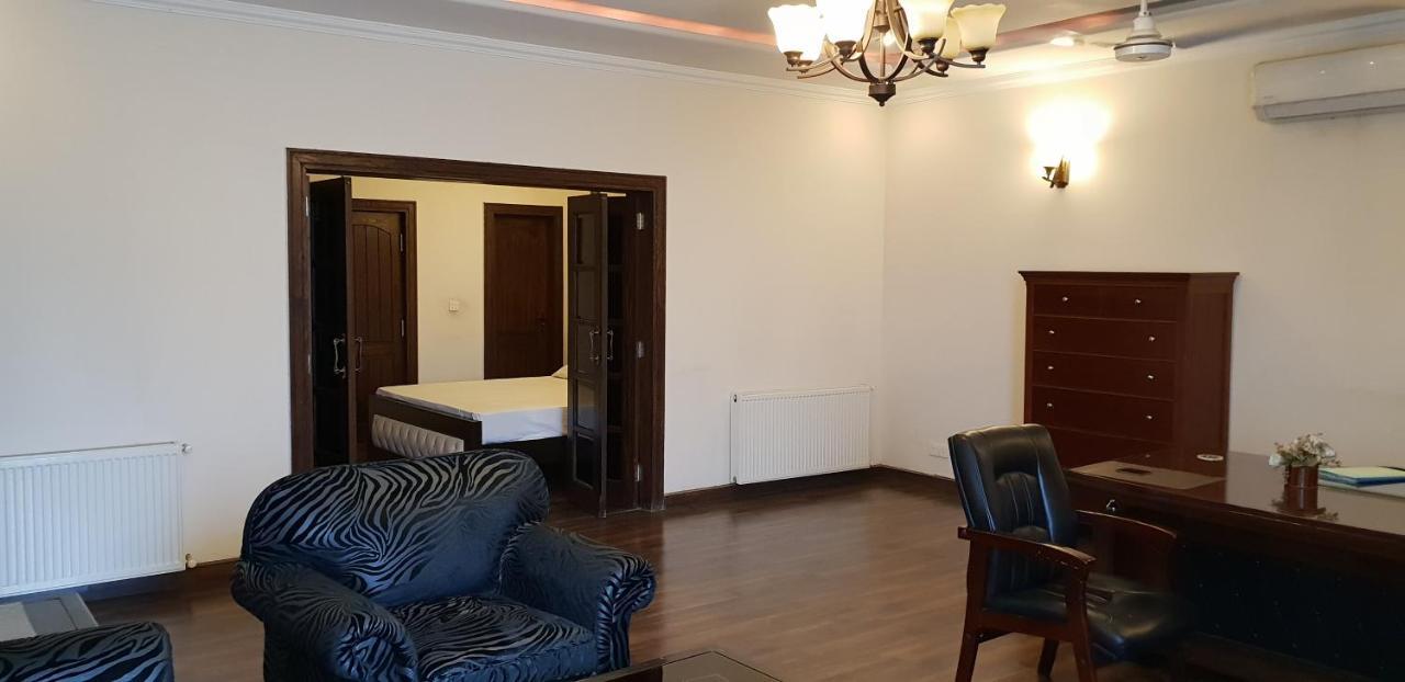 Reina Boutique Hotel - G9 Islamabad Eksteriør billede
